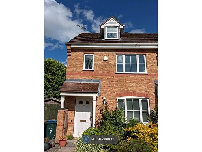 3 Bedroom End Of Terrace House To Rent In Furlong Road, Coventry, CV1