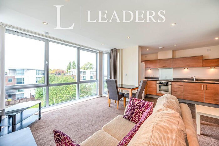 2 Bedroom Flat To Rent In Unicorn House, Cross Street, PO1