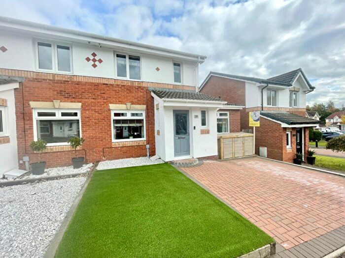 4 Bedroom Semi-Detached Villa For Sale In Wellesley Drive, Cumbernauld, G68