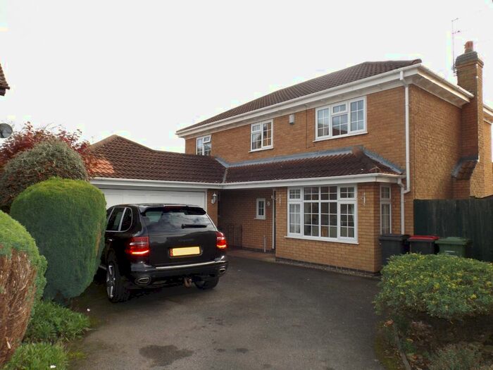 4 Bedroom Detached House For Sale In Mill Race View, Atherstone, Warwickshire CV9
