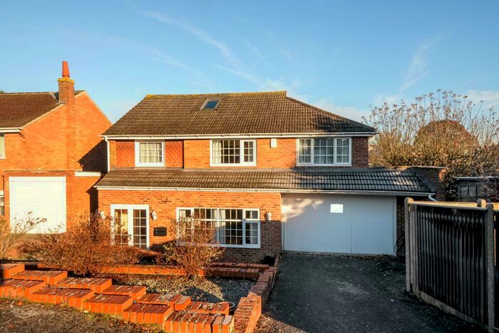 4 Bedroom Detached House To Rent In Kennington, Oxford, OX1