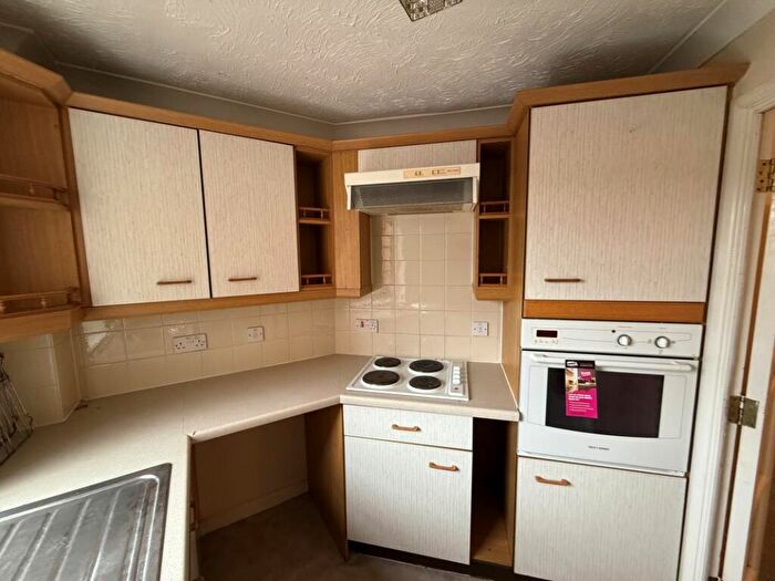 2 Bedroom Retirement Property For Sale In Flat Deans Mill Court, The Causeway, Canterbury, Kent, CT1