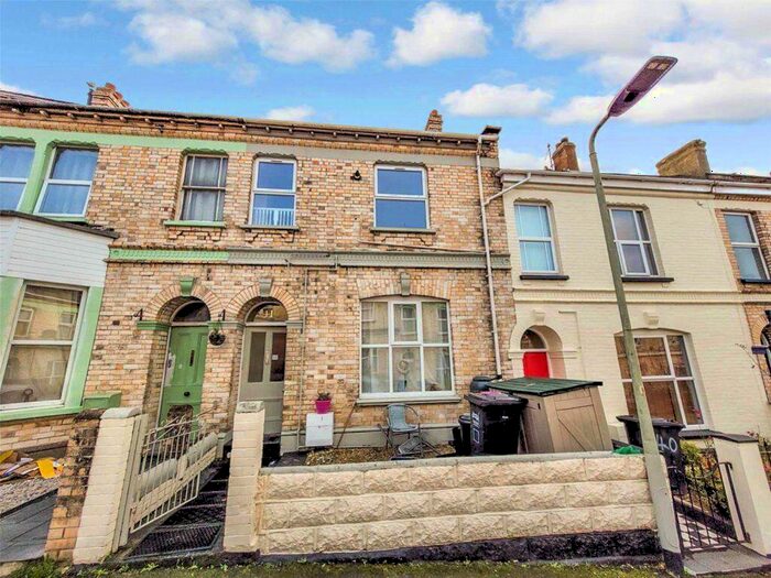 2 Bedroom Maisonette To Rent In Barnstaple, EX32