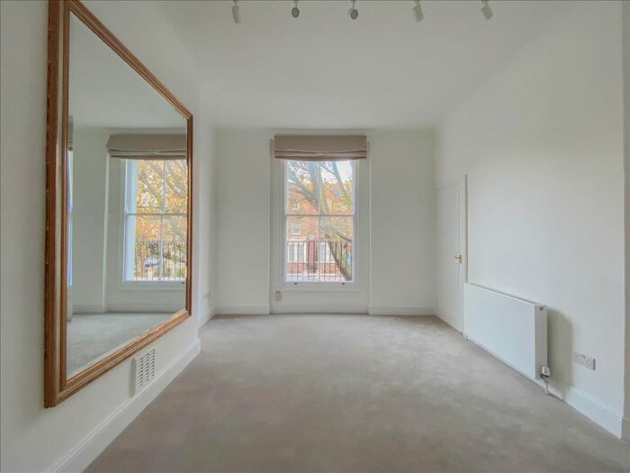 2 Bedroom Flat To Rent In Elgin Avenue, Maida Vale, London, London Borough Of Westminster, W9