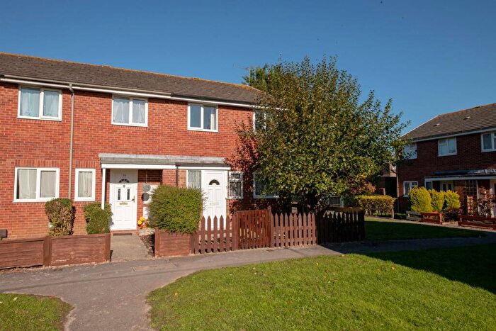 6 Bedroom End Of Terrace House To Rent In Millfield Close, Chichester, PO19