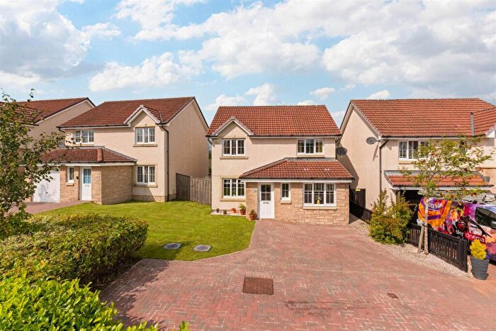 4 Bedroom Detached House For Sale In Old Pit Road, Heartlands, Whitburn, EH47