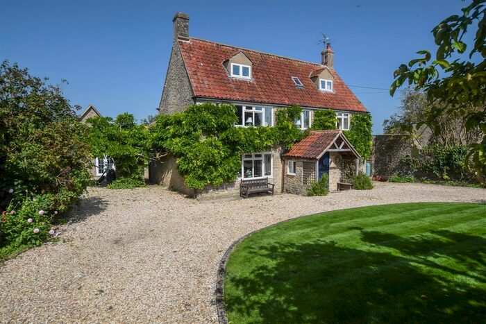 5 Bedroom Detached House For Sale In Milbourne, Malmesbury, SN16