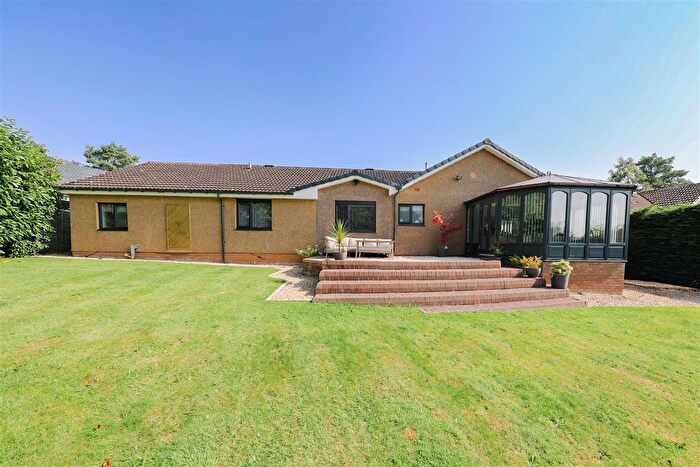 4 Bedroom Detached Bungalow For Sale In Cardean Way, Glenrothes, KY6