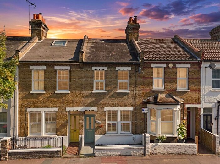 3 Bedroom House For Sale In Colchester Road, Southend-On-Sea, SS2