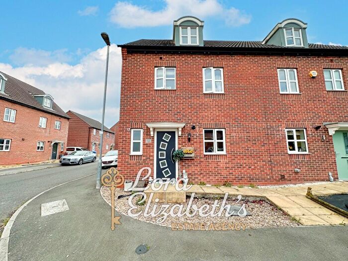 4 Bedroom Semi-Detached House For Sale In Rockstone Way, Mansfield, Nottinghamshire, NG19