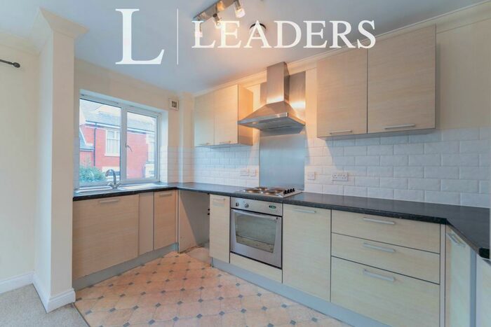 2 Bedroom Flat To Rent In London Road, Portsmouth, PO2