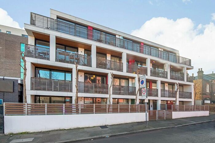 3 Bedroom Apartment To Rent In Algernon Road, Lewisham, SE13