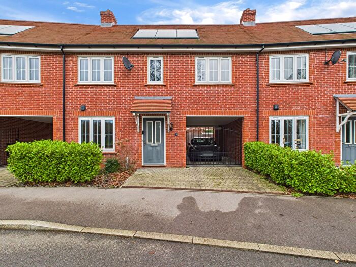 3 Bedroom Terraced House For Sale In Grindall Field, Wickham, PO17