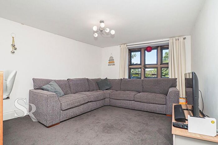 2 Bedroom Apartment To Rent In New Smithy, Chinley, SK23