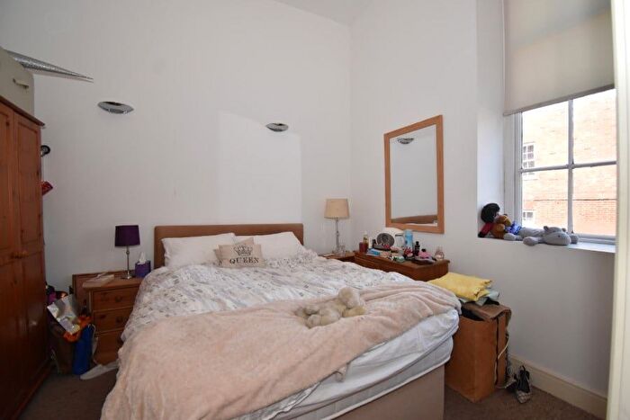 1 Bedroom Flat For Sale In Southernhay East, Exeter, EX1
