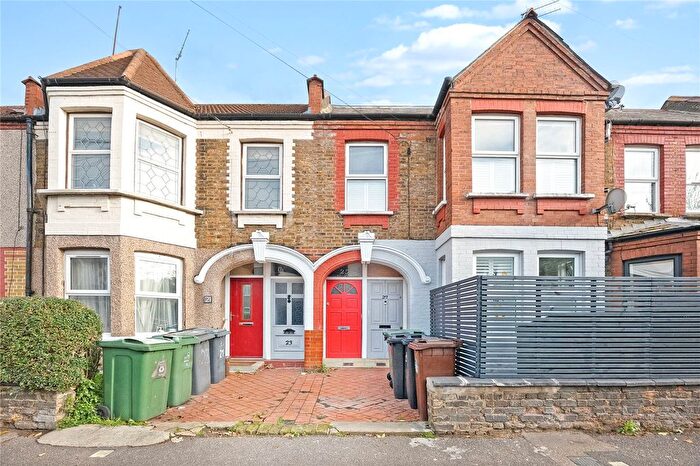 2 Bedroom Flat To Rent In Seymour Road, London, E10