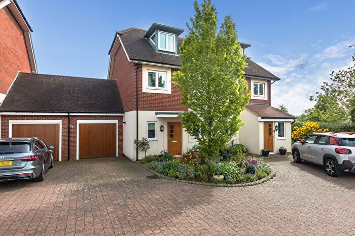 3 Bedroom Semi-Detached House For Sale In Crosshaven Place, Lewes, BN7