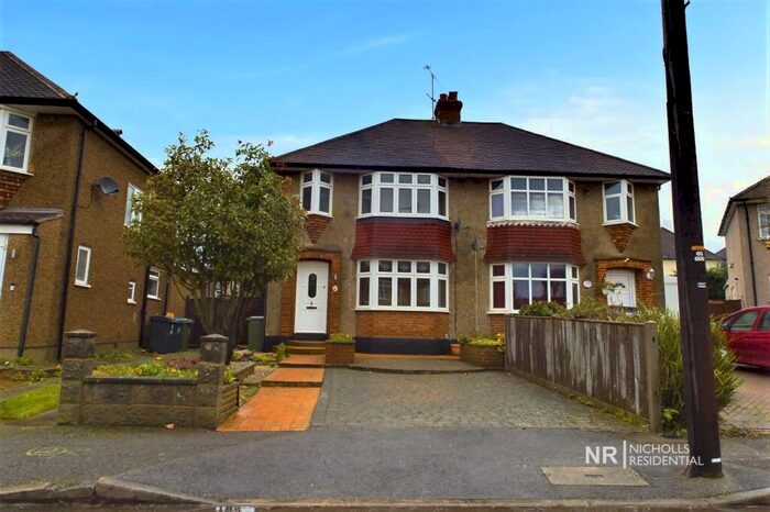 3 Bedroom Semi-Detached House To Rent In Meadow Way, Chessington, Surrey., KT9