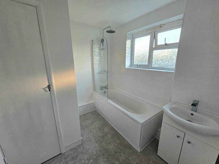 3 Bedroom Semi-Detached House For Sale In Windmill Rise, Minster On Sea, Sheerness, ME12