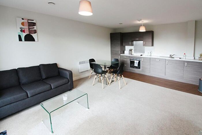 1 Bedroom Apartment To Rent In Bridgewater Point, Salford, M5