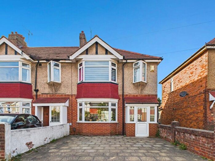 3 Bedroom End Of Terrace House For Sale In Normandy Road, Worthing, BN14