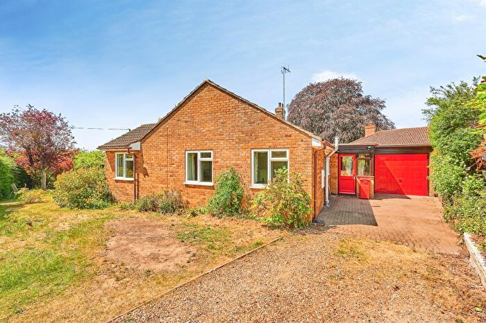 2 Bedroom Detached Bungalow For Sale In The Ridgeway, Linton, Cambridge, CB21