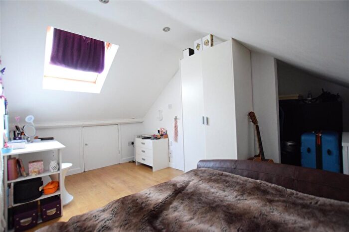 2 Bedroom Apartment To Rent In George Street, Reading, Berkshire, RG1