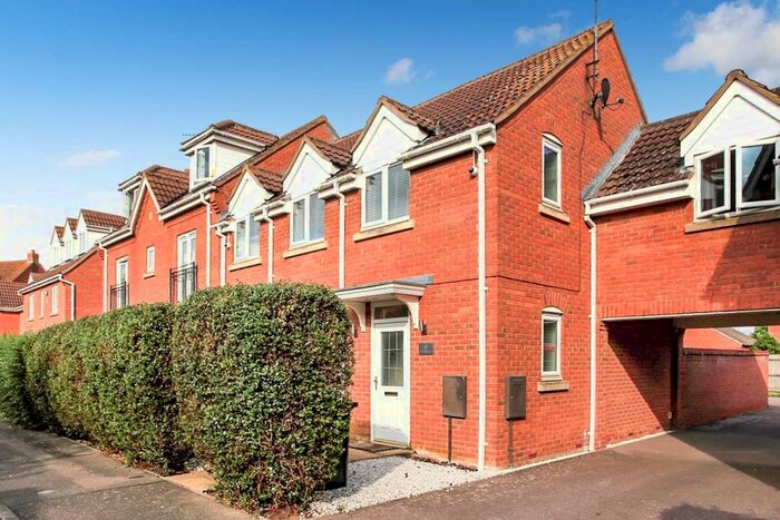 4 Bedroom End Of Terrace House To Rent In Reedland Way, Hampton Vale, Peterborough PE7