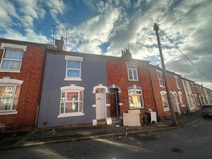 3 Bedroom Flat To Rent In Baker Street, Northampton, NN2