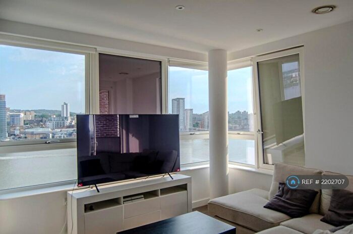 2 Bedroom Flat To Rent In Pier Road, London, E16
