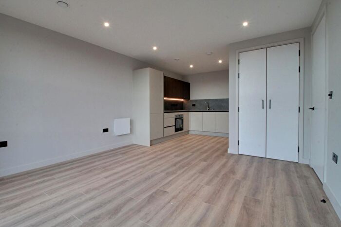 2 Bedroom Flat To Rent In Pressworks, - Northwood Street, Jewellery Quarter, B3