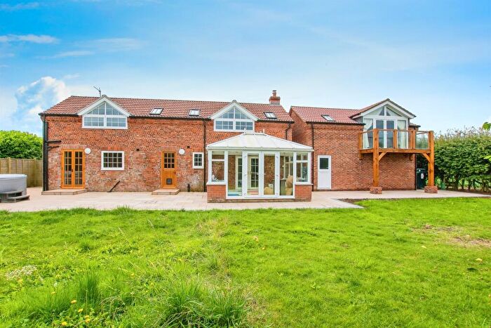 6 Bedroom Barn Conversion For Sale In Grovefield Lane, Freiston, Boston, PE22
