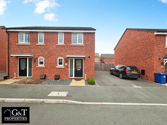 2 Bedroom Semi-Detached House To Rent In Celtic Cross Drive, Kingswinford, DY6