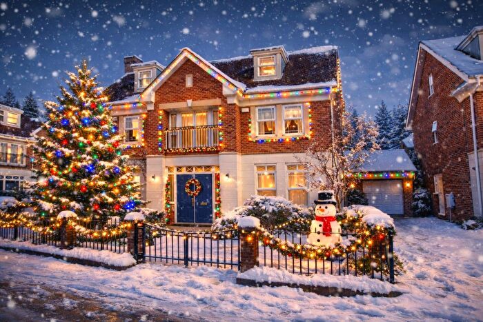 5 Bedroom Detached House For Sale In Drifters Drive, Deepcut, Camberley, GU16