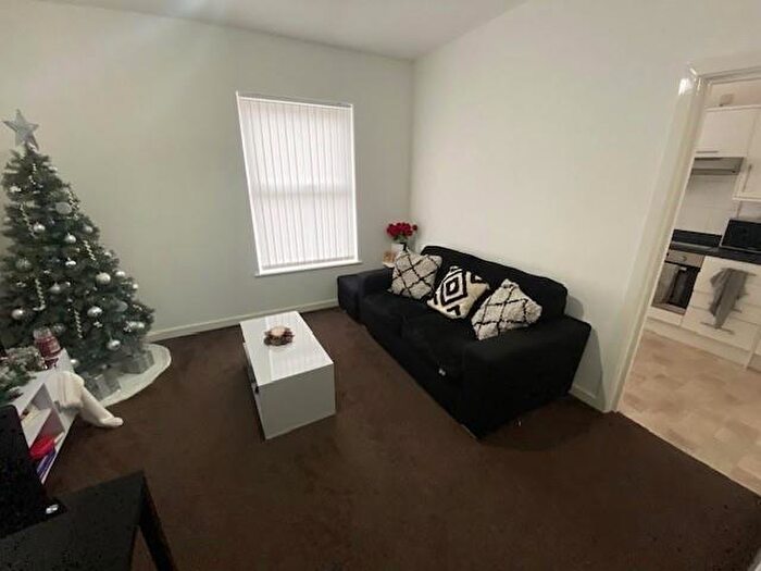 2 Bedroom Apartment To Rent In St Peters Street, Northampton, NN1