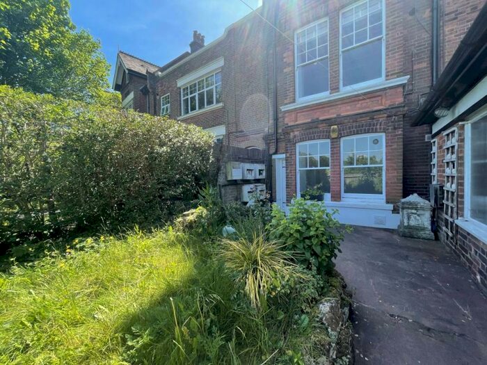 2 Bedroom Flat To Rent In Highcroft Villas, Brighton, East Sussex, BN1