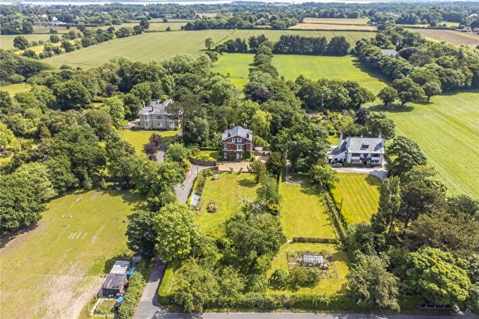 6 Bedroom Detached House For Sale In Oakfield Road, Childer Thornton, Cheshire, CH66