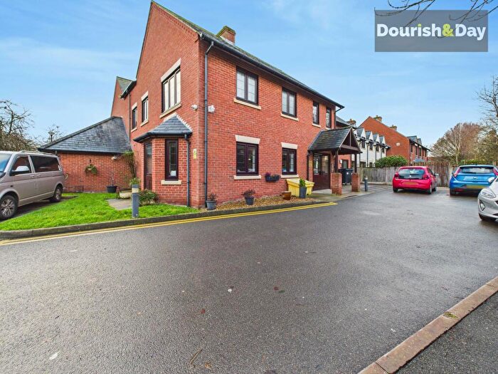 1 Bedroom Flat For Sale In School Road, Wheaton Aston, ST19