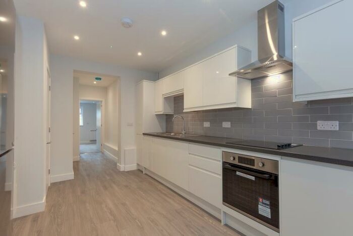 1 Bedroom Apartment To Rent In Cowley Road, St Clements, OX4