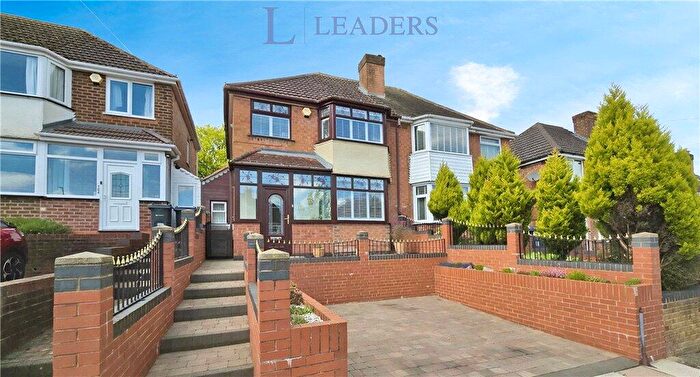 3 Bedroom Semi-Detached House For Sale In Green Acres Road, Birmingham, West Midlands, B38