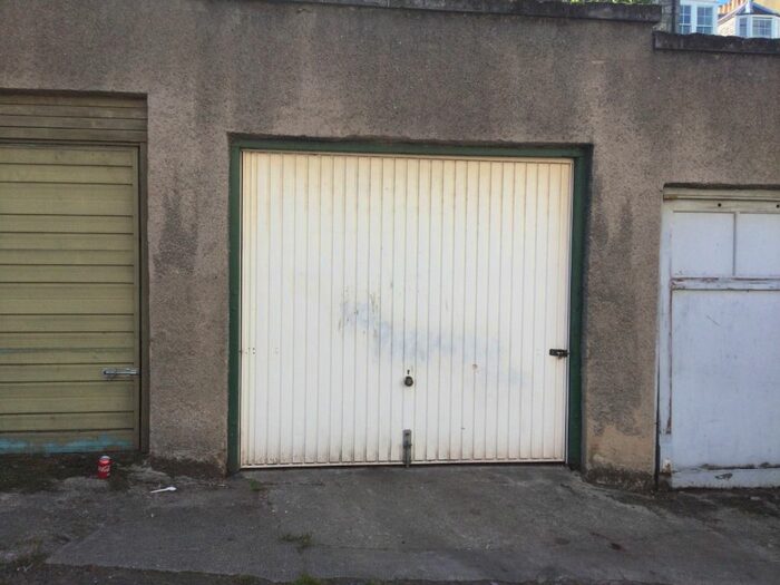 Parking/garage To Rent In Arthur Street Lane, Leith, Edinburgh, EH6