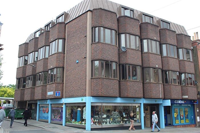 2 Bedroom Flat To Rent In - Northgate Street, Gloucester, GL1