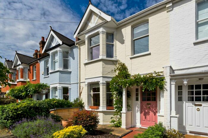 4 Bedroom Terraced House To Rent In Spencer Gardens, London, SW14