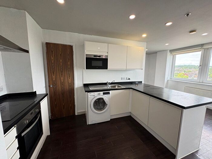 1 Bedroom Flat To Rent In Cherrydown East, Basildon, SS16