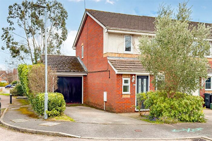 3 Bedroom End Of Terrace House To Rent In Bell View, St. Albans, Hertfordshire, AL4