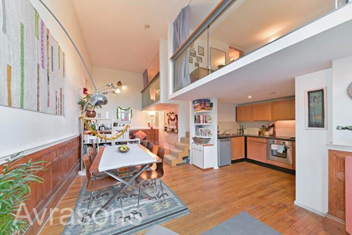 2 Bedroom Apartment To Rent In St Gabriels Manor, Camberwell, SE5