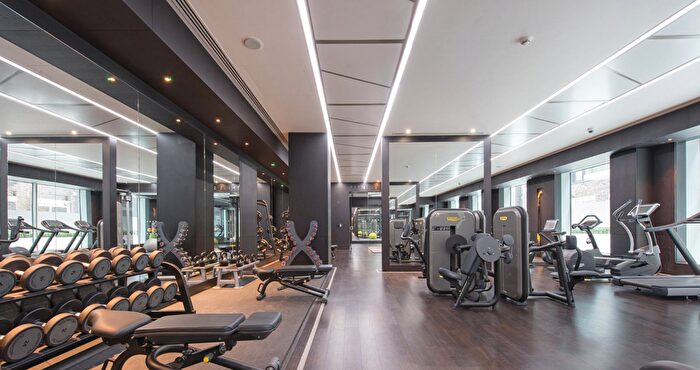 Studio To Rent In Apartment Meranti House, London, E1