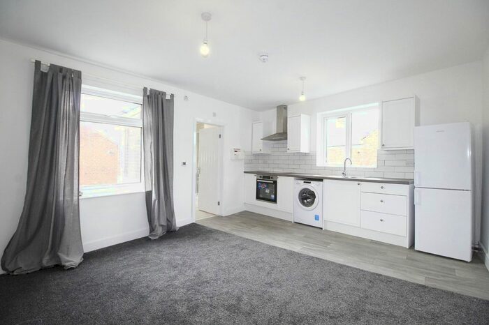 1 Bedroom Flat To Rent In Barnsley Road, Goldthorpe, Rotherham, South Yorkshire, S63