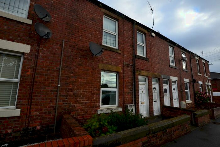 2 Bedroom Flat To Rent In Cooperative Terrace, Washington, NE37