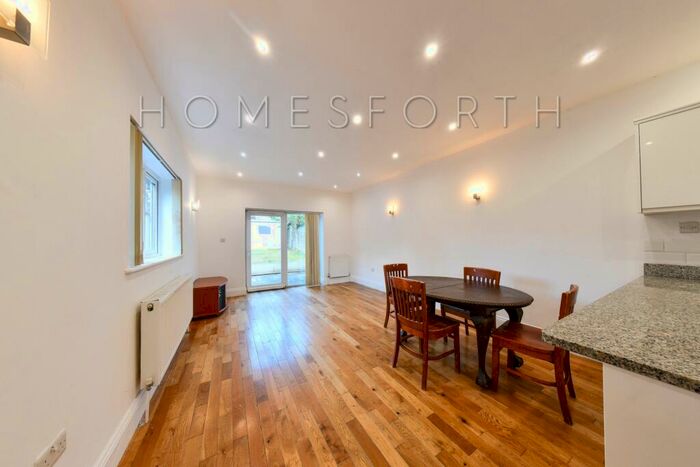 2 Bedroom Flat To Rent In Westbere Road, West Hampstead, NW2